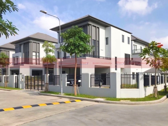 5 Bedrooms Queen A Villa For Lease – In Borey Chip Mong Land 598 44 5 Bedrooms Queen A Villa For Lease – In Borey Chip Mong Land 598