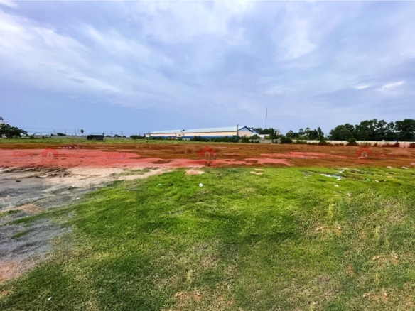 3.2 Hectares Conner Land For Urgent Sale – Along Nr. 4, Kampong Speu 9 3.2 Hectares Conner Land For Urgent Sale – Along Nr. 4, Kampong Speu