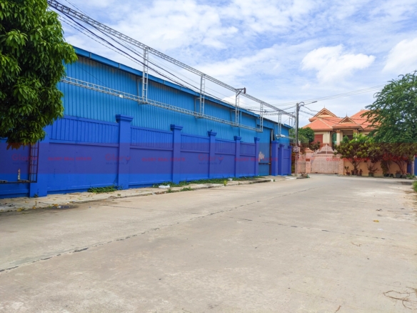 900 Sqm Corner Warehouse For Lease – Phnom Penh Thmey, Sen Sok