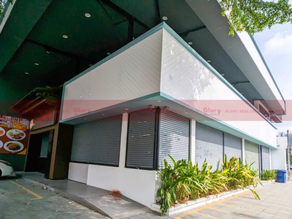 Corner Shop Or Restaurant For Rent In Boeung Trabek Area, Chamkarmon 11 Corner Shop Or Restaurant For Rent In Boeung Trabek Area, Chamkarmon