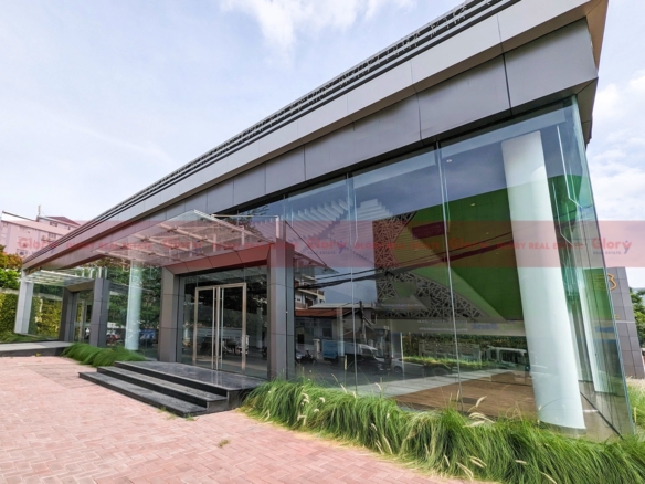997 Sq.m Prime Corner Commercial Building Or Showroom For Lease 9 997 Sq.m Prime Corner Commercial Building Or Showroom For Lease