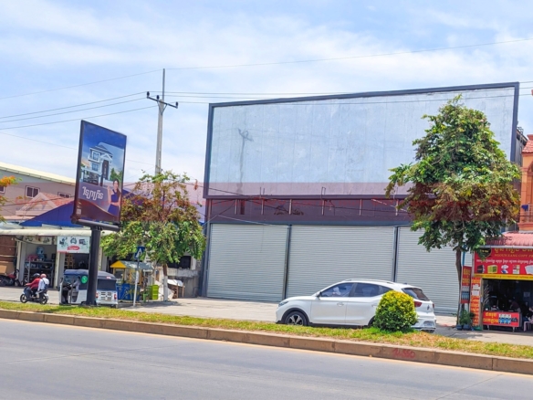 1720 Sqm Warehouse For Lease Along A Business Road In Sen Sok Area 14 1720 Sqm Warehouse For Lease Along A Business Road In Sen Sok Area
