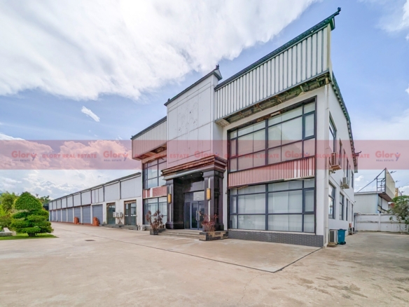 Warehouse With Ample Free Land Space For Lease Along A Business Road 26 Warehouse With Ample Free Land Space For Lease Along A Business Road