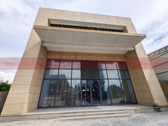 Commercial Building Or Showroom For Rent Along A Major Business Road 51 Commercial Building Or Showroom For Rent Along A Major Business Road