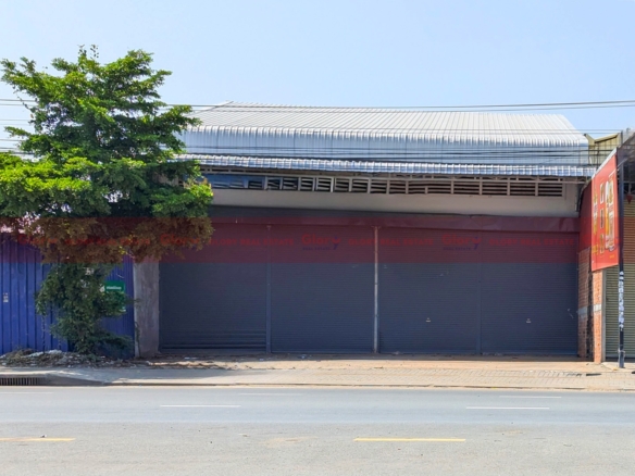 600 Sqm Warehouse For Rent Along National Road 6A In Bak Khaeng Area 18 600 Sqm Warehouse For Rent Along National Road 6A In Bak Khaeng Area