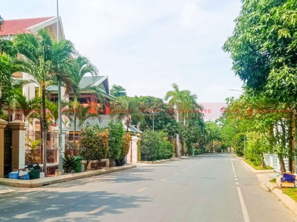 11 Bedrooms Villa For Lease In Chrouy Changvar Area, Phnom Penh 30 11 Bedrooms Villa For Lease In Chrouy Changvar Area, Phnom Penh