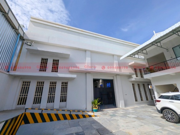 Spacious 2880 Sqm Warehouse For Lease In Daun Penh, Phnom Penh 60 Spacious 2880 Sqm Warehouse For Lease In Daun Penh, Phnom Penh