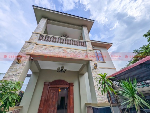 5-Bedroom Villa With Expansive Private Garden For Lease In Sen Sok 34 5-Bedroom Villa With Expansive Private Garden For Lease In Sen Sok