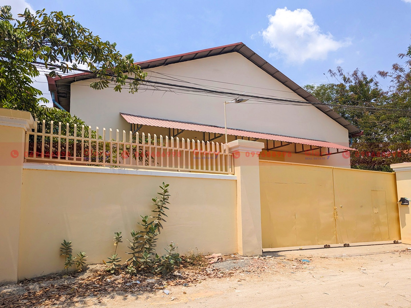 340 Sqm Warehouse For Lease Next To A Busy Road In Phnom Penh Thmey Img1