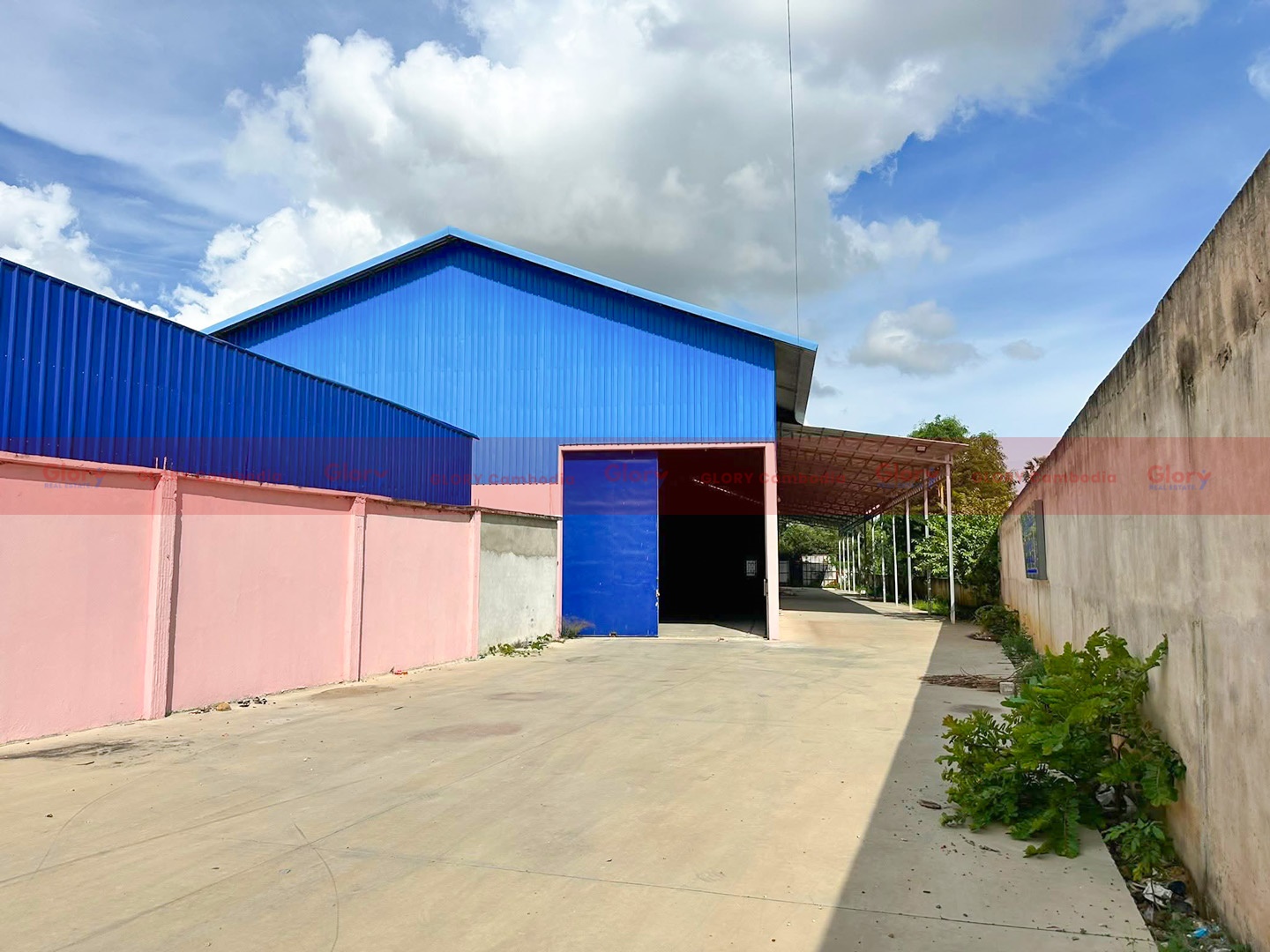 1000 Sqm Warehouse For Rent Near Preaek Chrey Market In Dangkao Area Img1