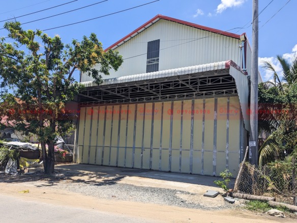 250 Sqm Warehouse For Lease Along A Major Road In Kouk Roka Area